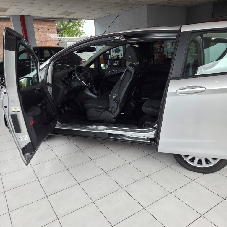 Ford B-Max 1.0i 6