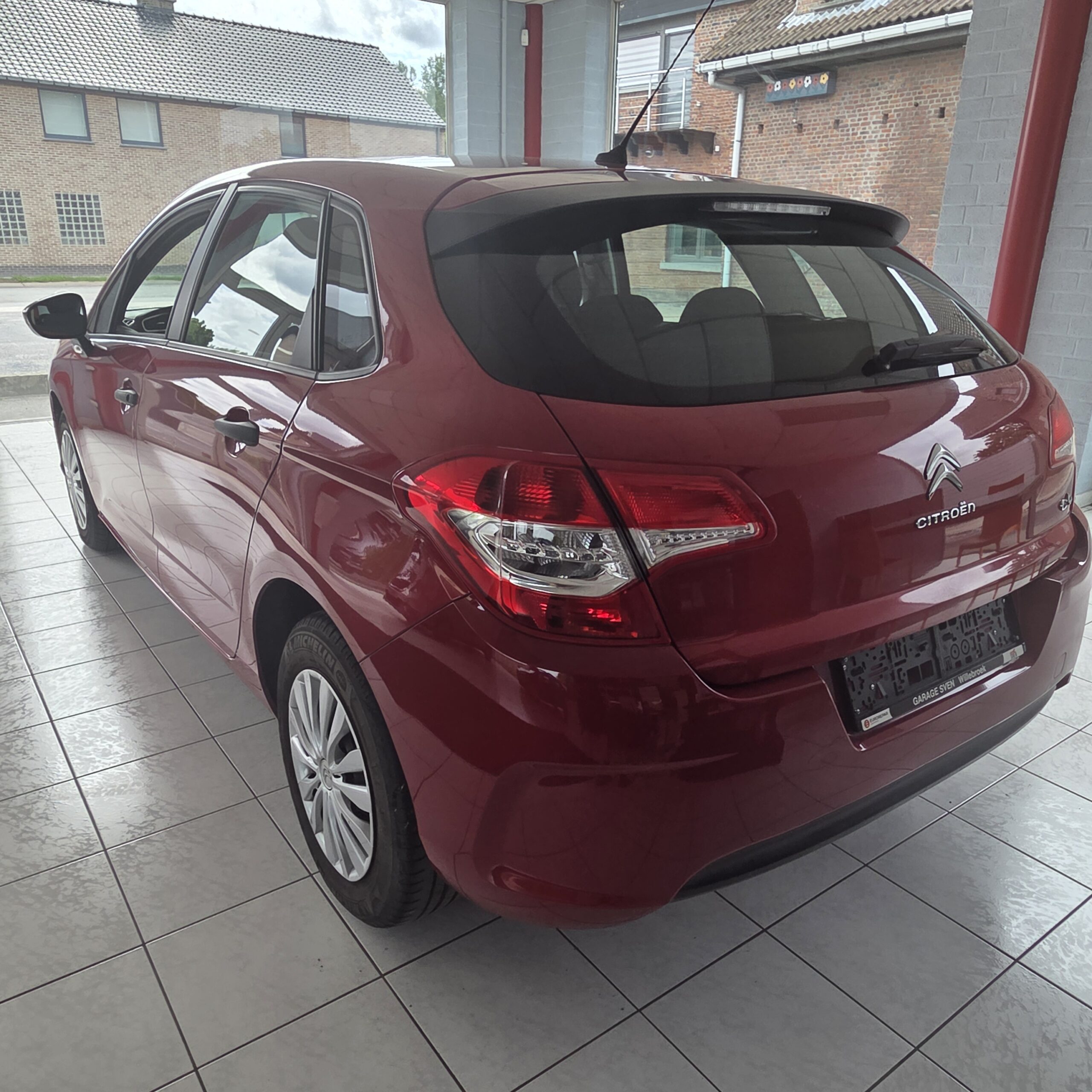 Citroën C4 1.4 Vti 3